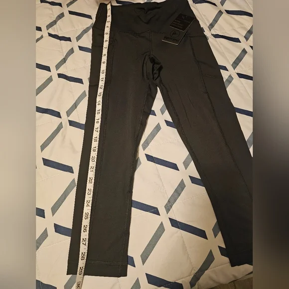 Yoga Capris - Yoga Leggings - Yoga Capris for Women size XS. BRAND NEW - Picture 6 of 11